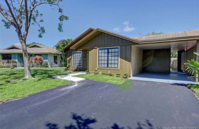3673 W Valley Green Dr Gallery 1
