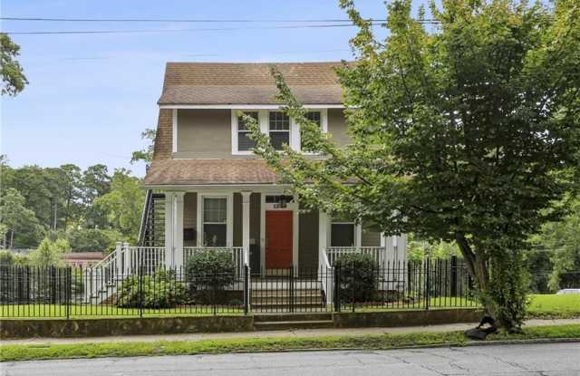 1269 Monroe Drive NE photos photos