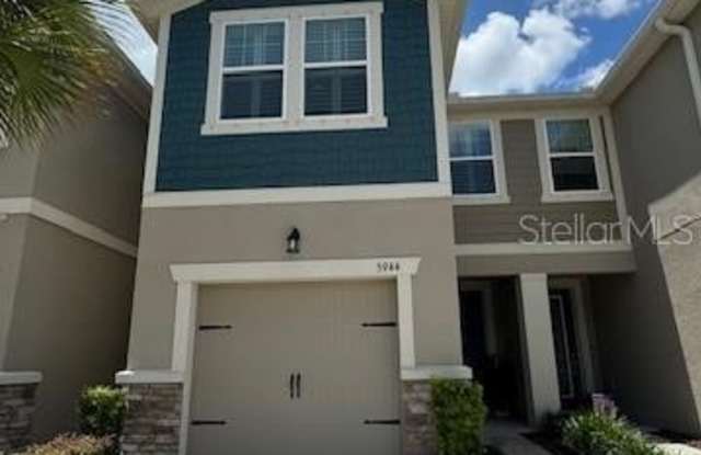 5944 GRAND SONATA AVENUE - 5944 Grand Sonata Avenue, Northdale, FL 33558