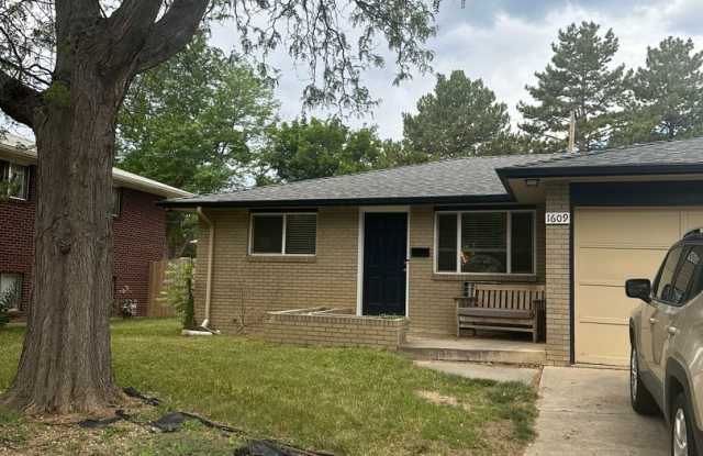 Updated 2BD 1Bath Home in West Loveland photos photos