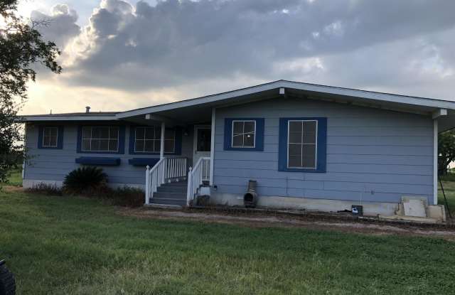 5903 FM 887 - 5903 Farm to Market Road 887, Karnes County, TX 78113