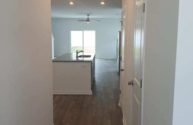 7110 Fisk Drive NE Gallery 3