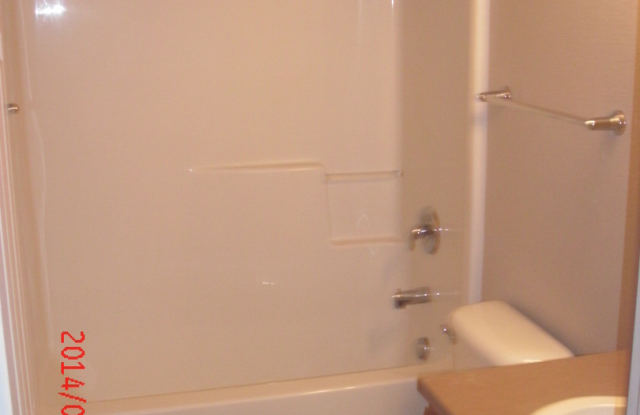 Nice Townhome on East Side of Kalispell Gallery 4