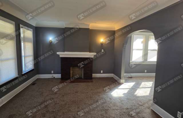 12103 Santa Rosa Dr Apt 1 Gallery 3