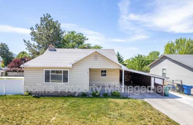 732 E 200 N photos photos