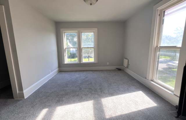 1027 Lake Avenue - 4 Gallery 4
