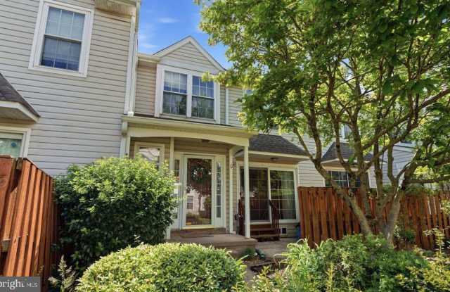 6705 SPRUCE MILL Drive Gallery 1