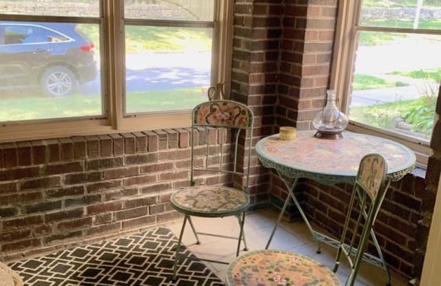 5021 Wyandotte Street - 1N - 5021 Wyandotte Street, Kansas City, MO 64112