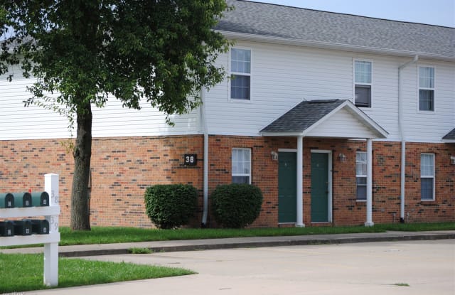 Kettle River - 38 Cougar Dr, Glen Carbon, IL 62034