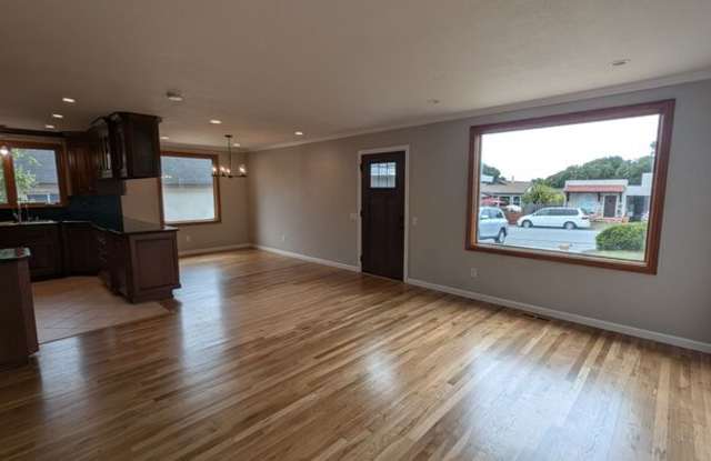 1307 Lawton Avenue Gallery 3