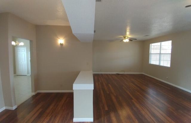 6589 Towhee Court Northeast Gallery 4