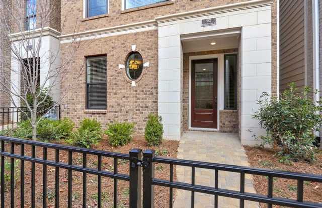582 Broadview Place Gallery 3