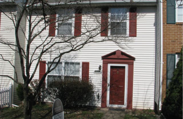 8506 WHITE PINE DRIVE - 8506 White Pine Drive, Manassas Park, VA 20111