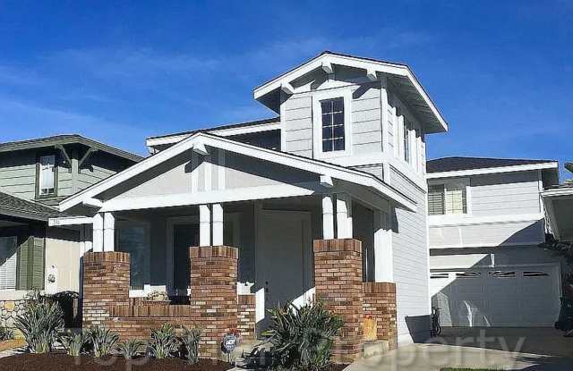 ***Carlsbad Beach House - 3 bed / 2.5 bath Home in Gated Community - Available NOW*** - 136 Breakwater Road, Carlsbad, CA 92011