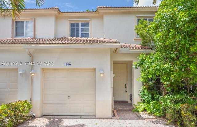 1966 NW 79th Ter Gallery 1