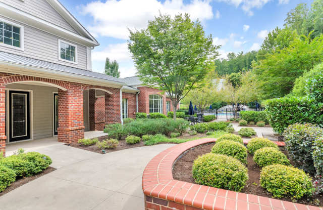 190 Yellowstone Drive Gallery 3
