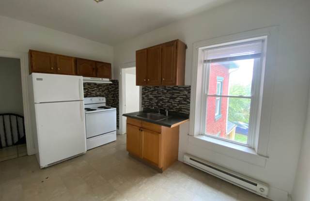Willow St 1130 photos photos