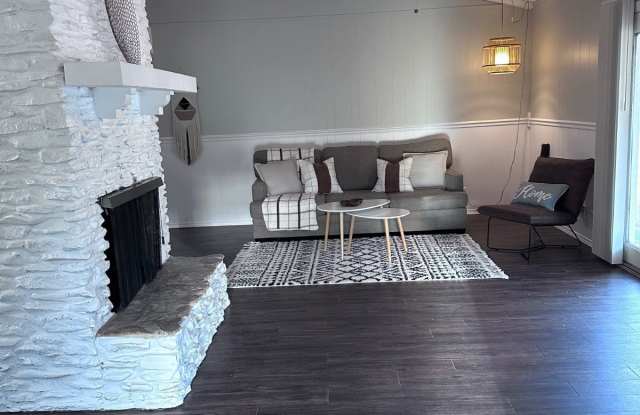 3409 Graybuck Gallery 2