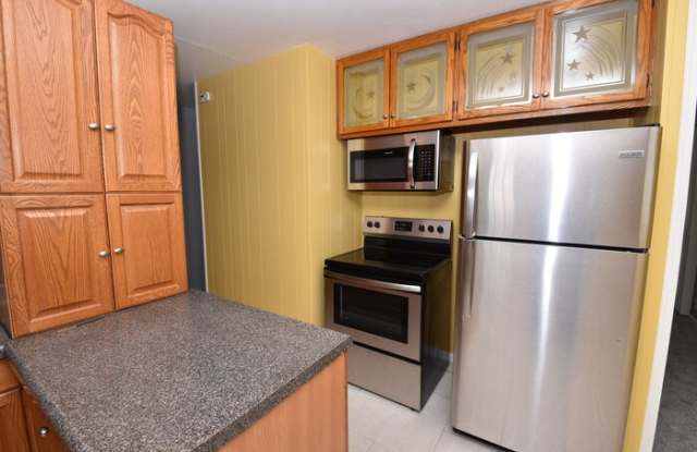 3618 Rexford Drive Gallery 4