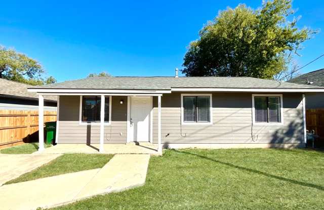 **APPLICATION RECEIVED** **MOVE IN SPECIAL** Ready 3-Bedroom Just Minutes from I-35! photos photos