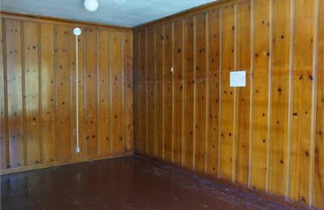 547 Gayley Avenue - 16 Gallery 4