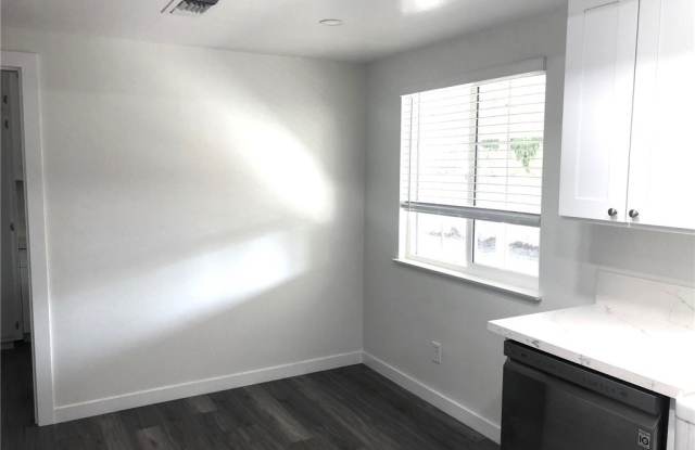 526 Los Altos Avenue Gallery 4