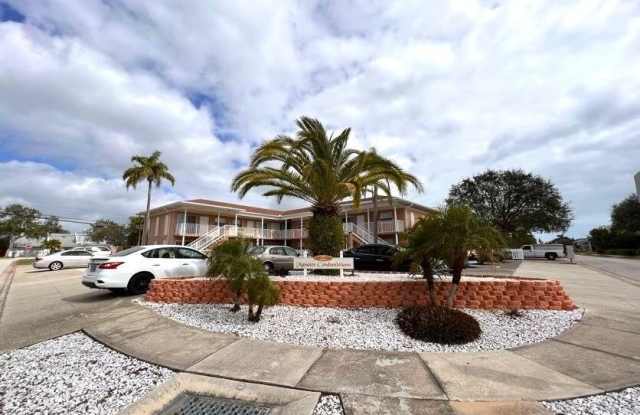 204 Adams Avenue unit: 5 photos photos