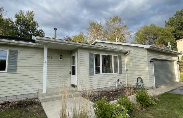 4227 Summerhill Road photos photos 4227 Summerhill Road photos photos