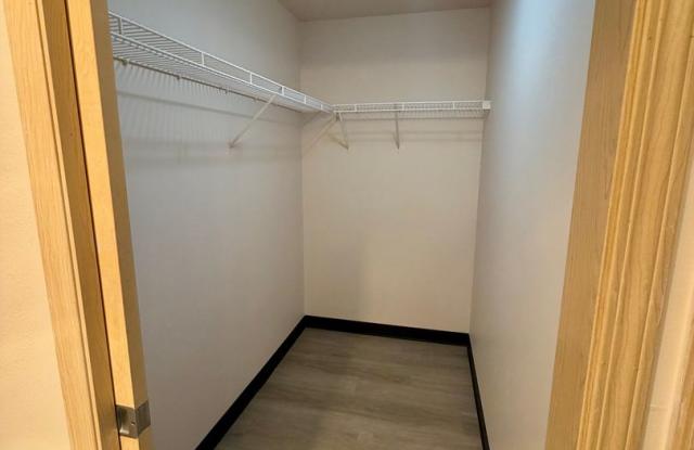 1700 Madison Gallery 3