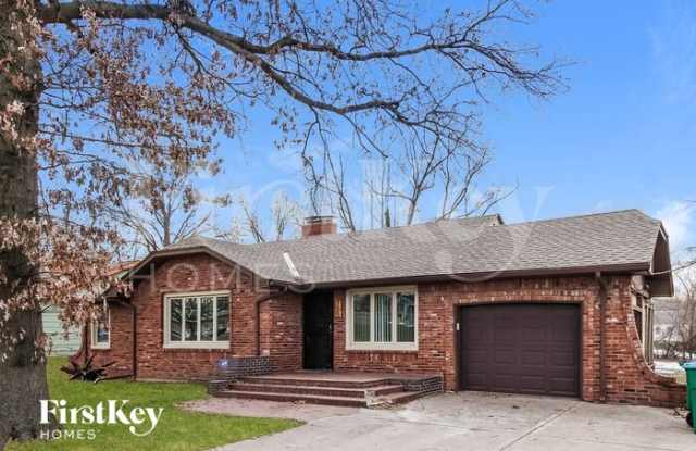 705 Northeast Shady Lane Drive photos photos