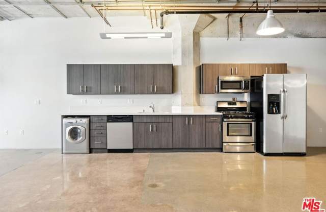 825 E 4th St - 825 East 4th Street, Los Angeles, CA 90013