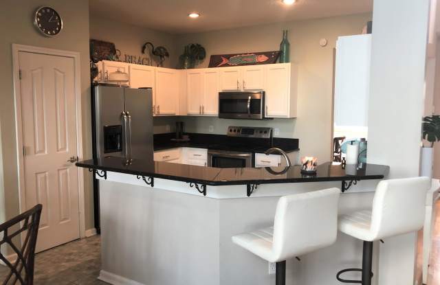 1186 BLUE HERON LN W Gallery 3