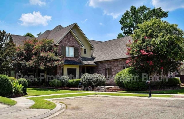 10706 Royal Ridge Ave. - 10706 Royal Ridge Avenue, Oak Hills Place, LA 70810