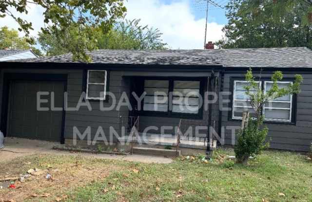 2512 South Ellis Street photos photos 2512 South Ellis Street photos photos