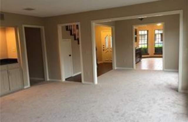 3905 San Mateo Gallery 3