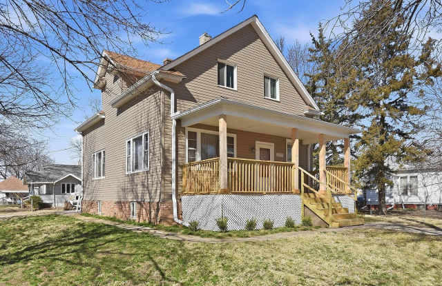 Spacious 4-Bedroom Home for Rent in Council Bluffs Gallery 3