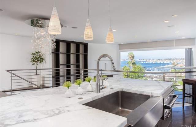 315 Carnation Avenue - 315 Carnation Avenue, Newport Beach, CA 92625