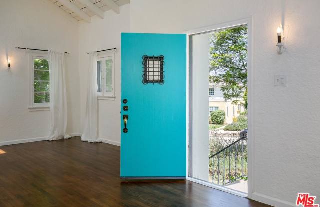3032 PALMER Drive Gallery 4