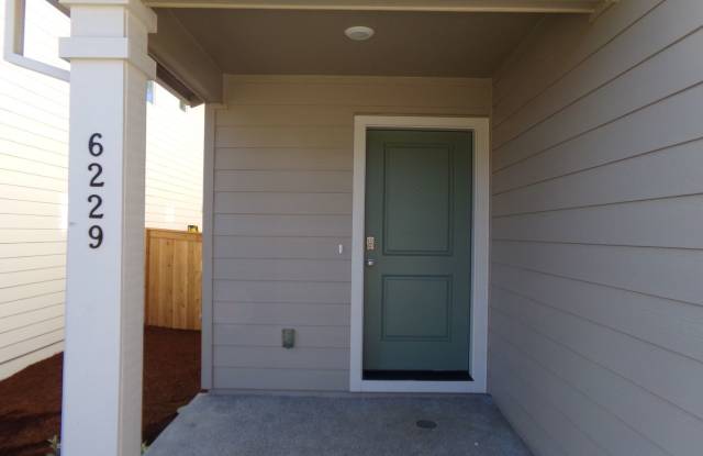 Lovely 3 bd 2ba home 2 Level Home - Coming Soon! Gallery 3