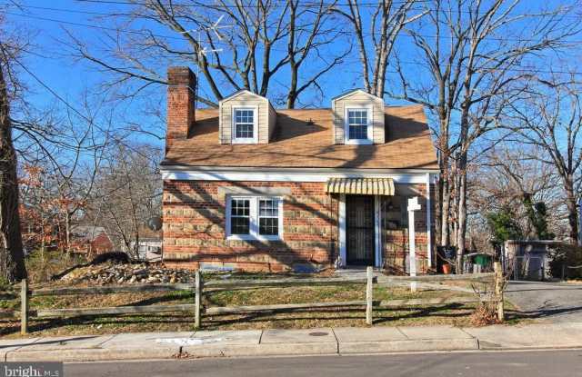 2104 S NELSON STREET - 2104 South Nelson Street, Arlington, VA 22204