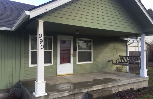 990 Rose Ave. Gallery 2