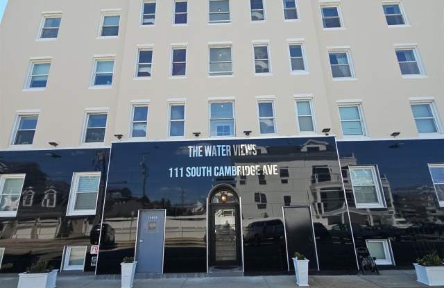 111 S Cambridge Ave Gallery 1