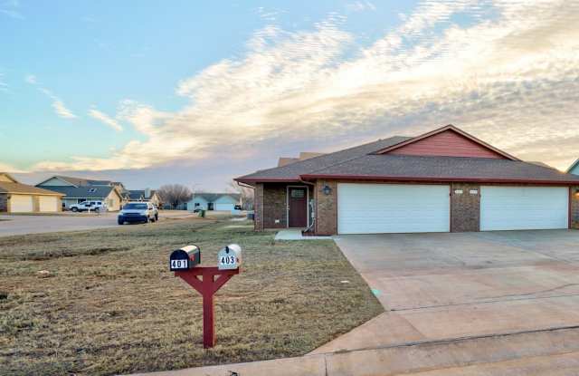 401 S Debra Ct photos photos