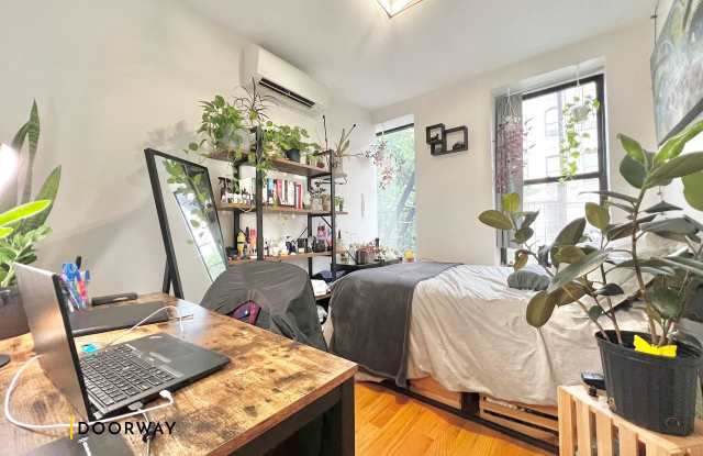1300 Halsey St photos photos