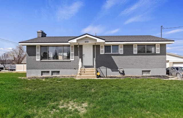 672 South 3000 West - 672 South 3000 West, Syracuse, UT 84075