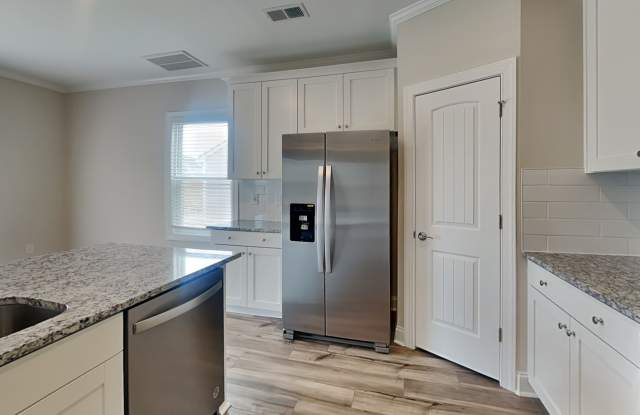 410 Access Dr Gallery 4