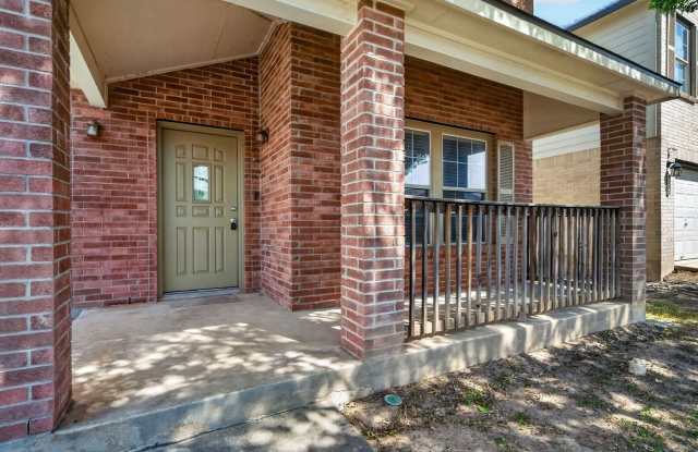 226 BIRCHWOOD BAY Gallery 4