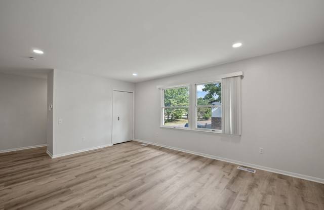 Chestnut Oaks Apartments Gallery 4