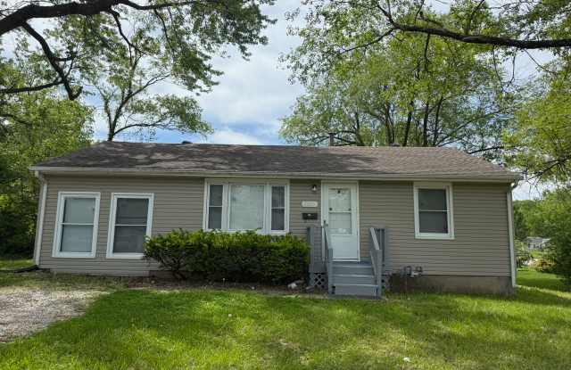 11311 E 77th Ter - 11311 East 77th Terrace, Raytown, MO 64138