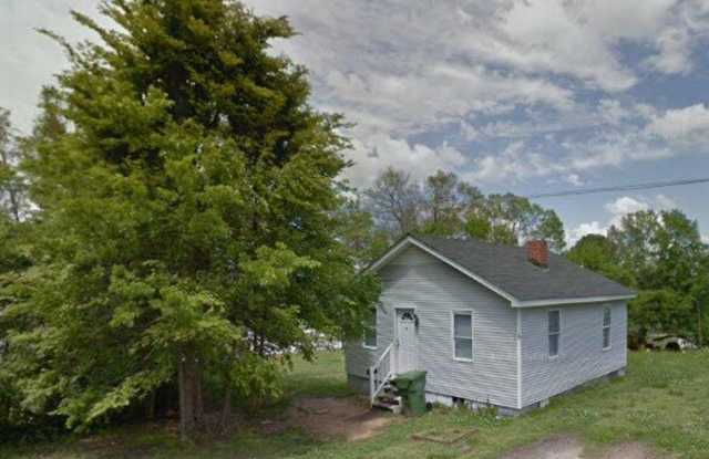 Newly remodeled home is located in Lancaster, SC 29720. photos photos